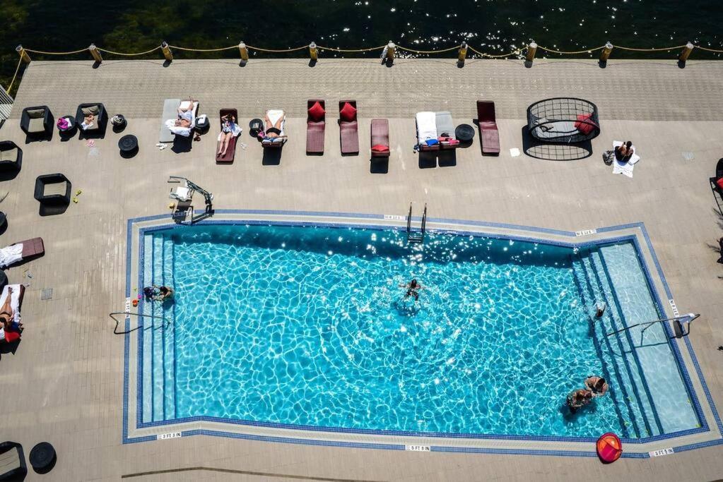 2Bd 2Ba Condo @Beachwalk Resort W/Pool 할렌데일비치 외부 사진